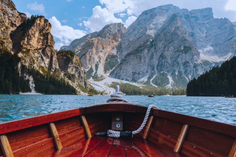 Finding Affordable Luxury: How to Budget for Your Next Getaway